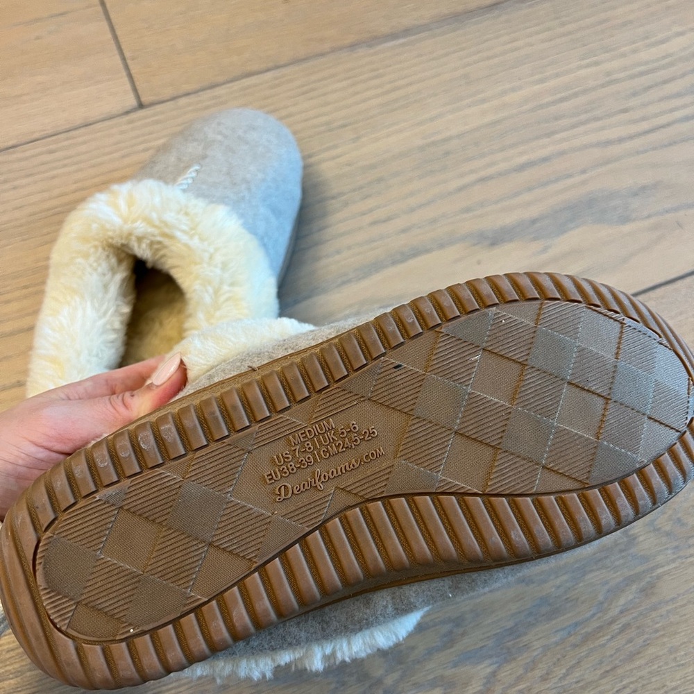 Dearfoams Slippers Size Medium 7-8 - Picture 3 of 3